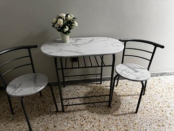 Penisola con due sedie