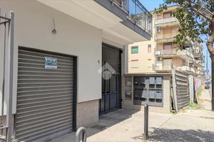 NEGOZIO A FRATTAMAGGIORE