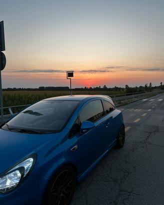 Opel corsa OPC D