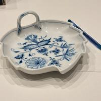 Splendido piatto Meissen in porcellana Cipolla blu