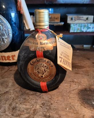 vecchia Romagna etichetta oro