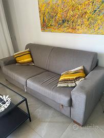 Divano letto matrimoniale