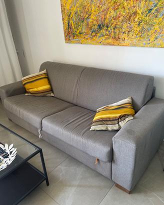 Divano letto matrimoniale