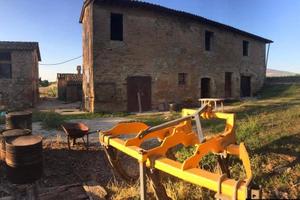 Rustico / Casale di 600 m² a Bevagna