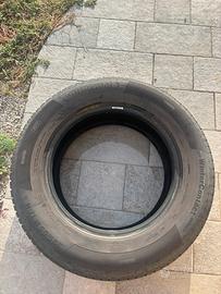 Continental 235/65/r17  104H