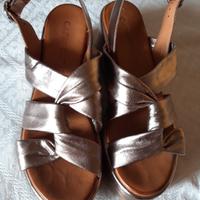 Scarpa con zeppa Cafenoir color bronzo