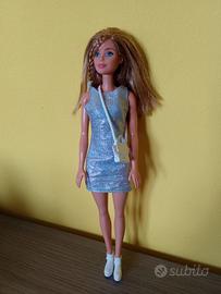 Barbie look grigio/bianco