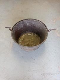 Antico  paiolo /calderone in rame