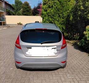 FORD FIESTA 1.2 TITANIUM 82 CV BENZINA -ANNO 2011