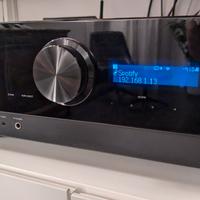 Yamaha RX-V6A Sintoamplificatore

