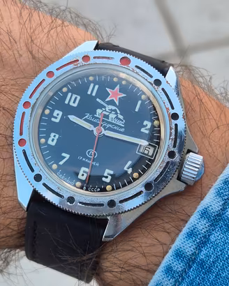 Vostok Komandirskie tank carica manuale