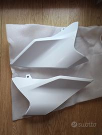 Carene, convogliatori laterali Honda Hornet 750