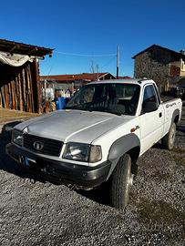 Tata Pick up 2.4 TD