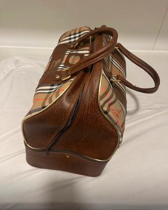 Burberry’s Garment Bag vintage