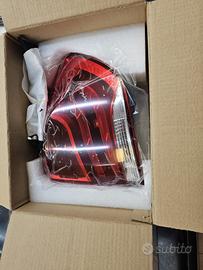 Faro posteriore destro x1 e84