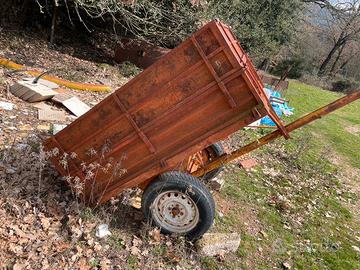 Rimorchio agricolo