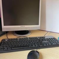 Pc fisso HP ELITE 8300 con Windows 10 completo