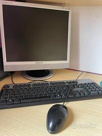 Pc fisso HP ELITE 8300 con Windows 10 completo