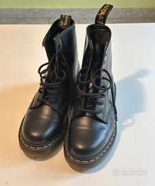 Dr Martens donna neri taglia 39 come nuovi