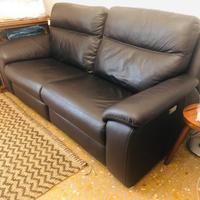 Divano in pelle reclinabile