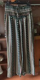 Pantaloni con elastico in vita