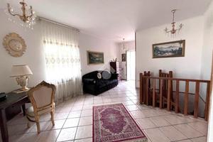 4 LOCALI A SANT'ANASTASIA