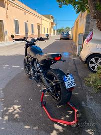 Ducati scrambler flat trak pro
