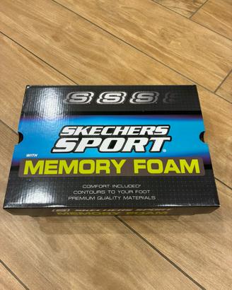 Scarpe skechers nuove mai usate
