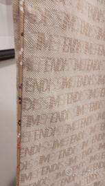 Pantaloni Fendissime