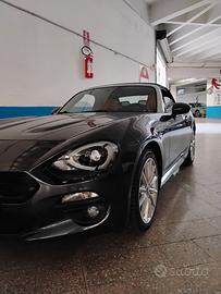 FIAT 124 spider 