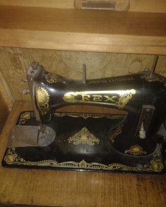 MACCHINA DA CUCIRE SINGER CON MOBILETTO