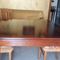 Tavolo + sedie