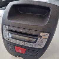 Autoradio CD Peugeoyot 107/Toyota Aygo/Citroen C1