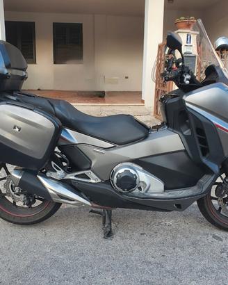Honda Integra 750 del 2017