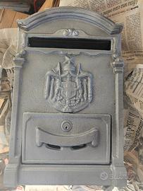 Cassetta postale usata 