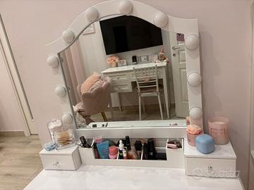 toeletta trucco in legno