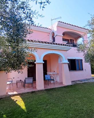 villetta con giardino 
