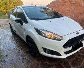 Ford fiesta limit edition Black e white del 2016