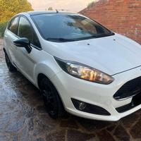 Ford fiesta limit edition Black e white del 2016