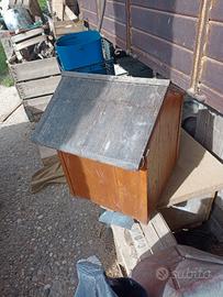  Piccola Cuccia in legno per animali da compagnia 