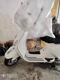 Vespa LX 2009 – pochissimi km, condizioni eccellen