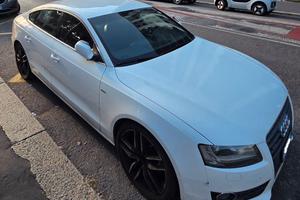 Audi A5 Sportback 2.0 211 CV S line – Bianca