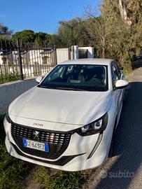 peugeot 208 diesel 2021 con 100.000Km