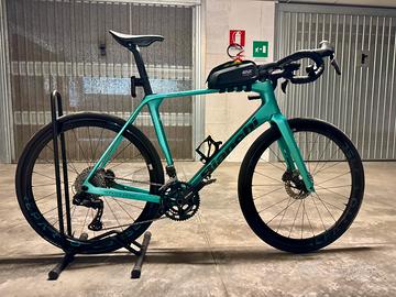 BIANCHI IMPULSO RC  GRX DI2 GRAVEL