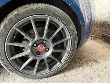 Cerchi grande punto abarth 17”