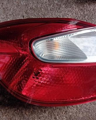 FANALE POSTERIORE SX HYUNDAI I10 ANNO 2023 - 92401