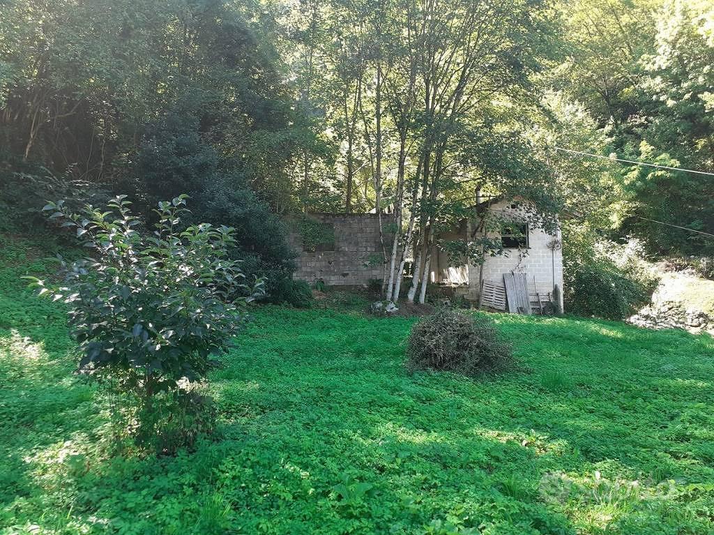 Rustico / Casale di 45 m² a Lezzeno - Altro