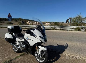 BMW R 1250 RT (2023) km. 4.318, pari al nuovo