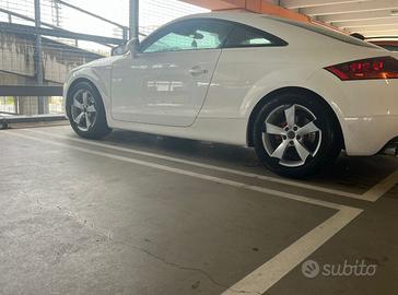 Audi tt 2.0 turbo 200 cv