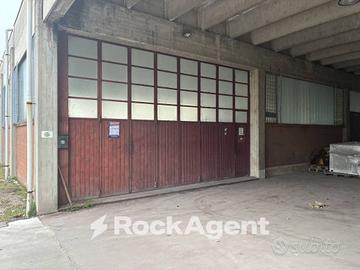 PORZIONE DI CAPANNONE A TORTONA